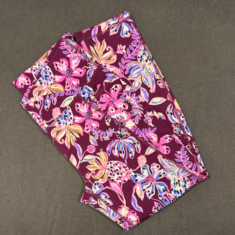 Lilly Pulitzer Amarena Cherry Tropical With a Twist Floral Leggings